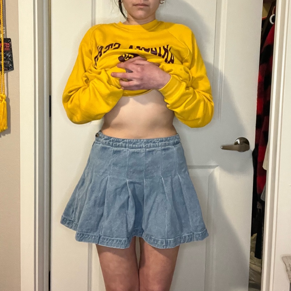 Forever 21 denim pleated mini skirt size medium